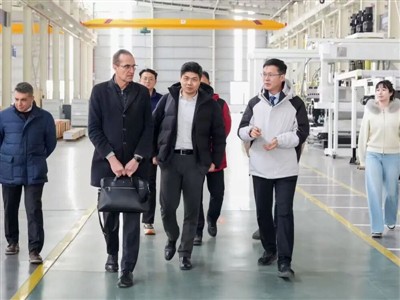 Avançar l'associació estratègica i el creixement global